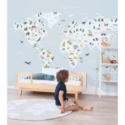 Papier Peint Panoramique Mappemonde Animaux LIVING EARTH -Lilipinso Déco Soldes Boutique 5c6ce5188feb66851d269b0d36ac5e81