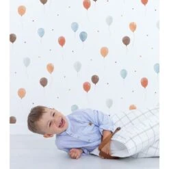 Papier Peint Enfant Motif Ballons GENTLE FRIENDS -Lilipinso Déco Soldes Boutique 8e48574e59b1c57f63f0134447fee807