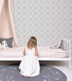 Papier Peint Adèle Lilipinso (50cm X 10m) -Lilipinso Déco Soldes Boutique adele papier peint enfant motif fleuri 2 1