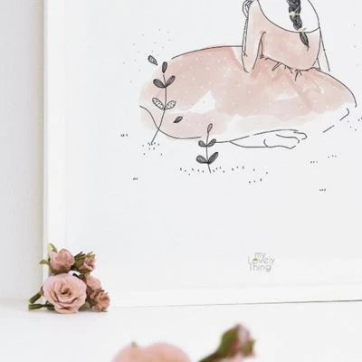 Affiche Fillette Dans Un Champ My Lovely Thing (30 X 40 Cm) 3 Affiche Fillette Dans Un Champ My Lovely Thing (30 X 40 Cm) – Image 3