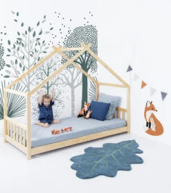 Tapis Feuilles Lilipinso 150x90cm -Lilipinso Déco Soldes Boutique m fox tapis enfant feuille de chene verte 1