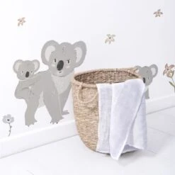 Stickers Muraux Famille Koala (54 X 46 Cm) -Lilipinso Déco Soldes Boutique stickers muraux famille koala 54 x 46 cm 3